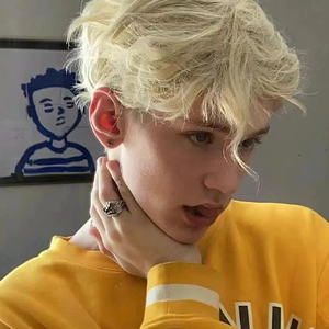 绿帽男再次给娇妻找黑人
